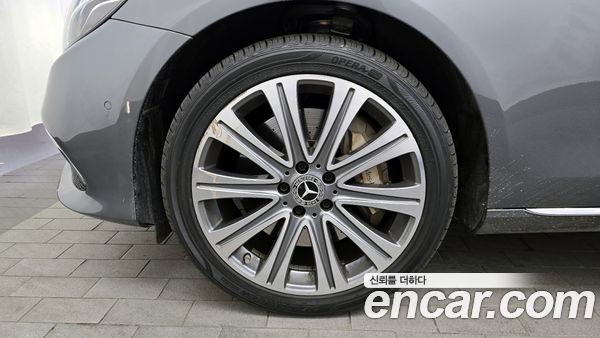Mercedes-Benz E-Class 2020, фото 5