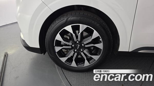Kia Carnival 2023, фото 5