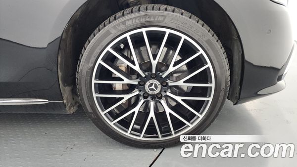 Mercedes-Benz S-Class 2022, фото 5