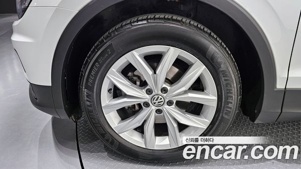 Volkswagen Tiguan 2020, фото 5