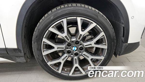 BMW X1 2022, фото 5
