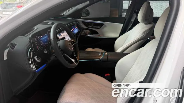 Mercedes-Benz E-Class 2024, фото 14