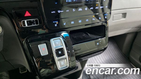 Hyundai Staria 2023, фото 9