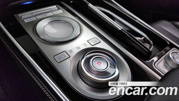 Genesis GV80 2020, фото 9