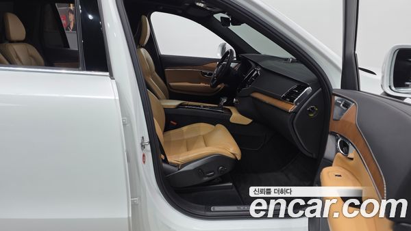 Volvo XC90 2020, фото 11