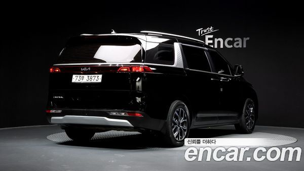 Kia Carnival 2022, фото 2