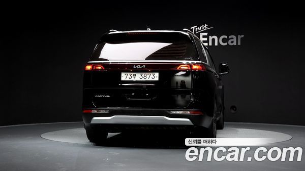 Kia Carnival 2022, фото 4