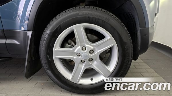 Land Rover Defender 2022, фото 5