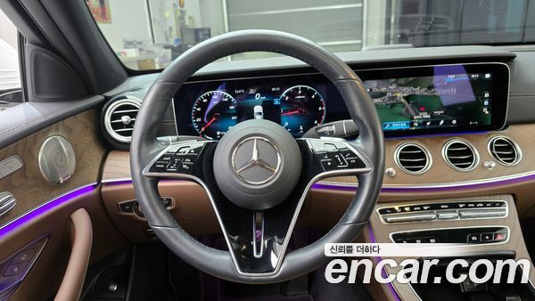 Mercedes-Benz E-Class 2022, фото 14