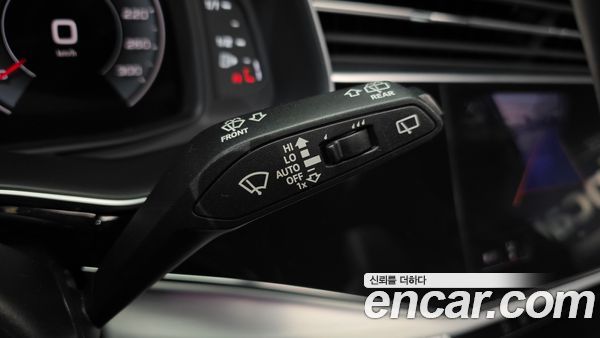 Audi Q7 2022, фото 9