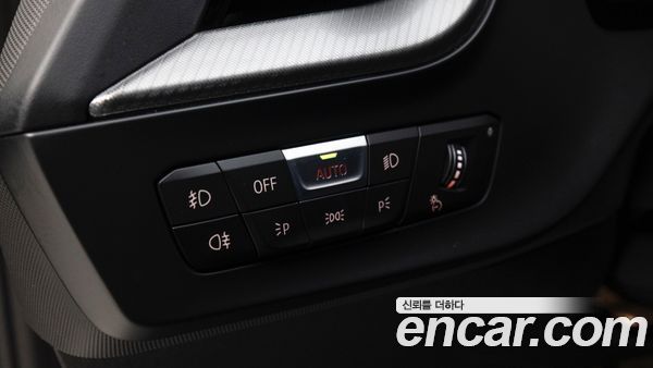 BMW 1 Series 2023, фото 14