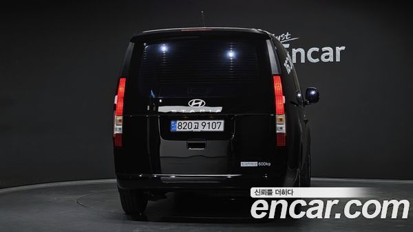 Hyundai Staria 2025, фото 4