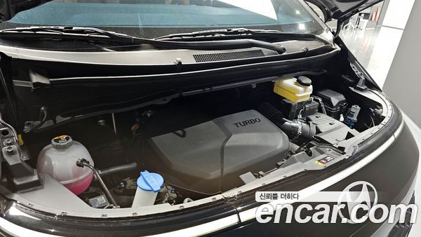 Hyundai Staria 2025, фото 6