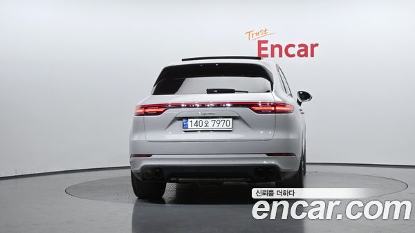 Porsche Cayenne 2021, фото 4