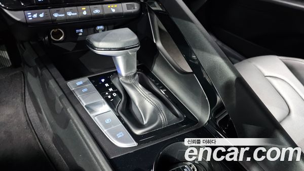 Hyundai Elantra 2021, фото 9