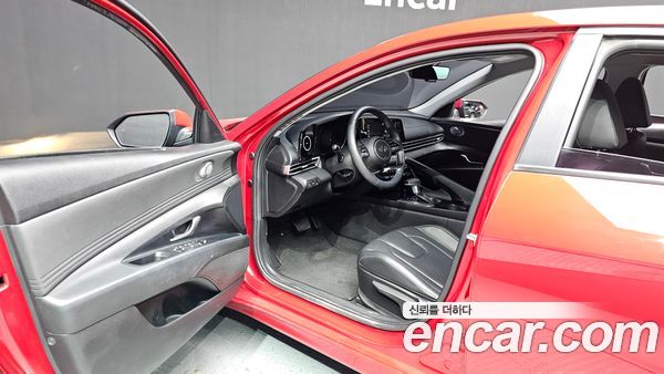 Hyundai Elantra 2021, фото 10