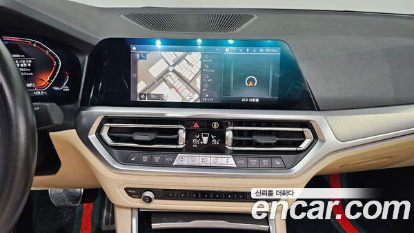 BMW 3 Series 2022, фото 18