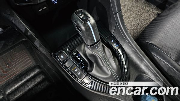 Hyundai Veloster 2021, фото 9