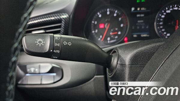 Hyundai Veloster 2021, фото 14