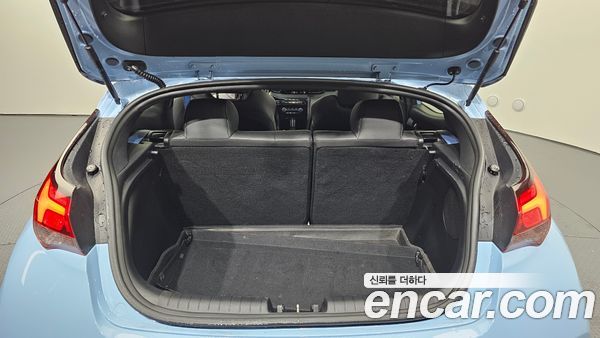 Hyundai Veloster 2021, фото 20