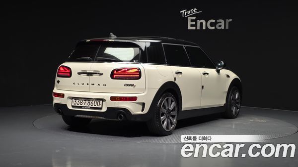 MINI CLUBMAN 2023, фото 2