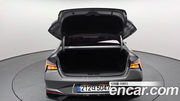 Hyundai Elantra 2021, фото 20