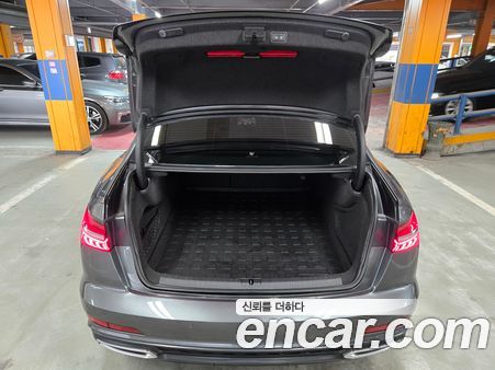 Audi A6 2022, фото 12