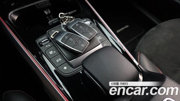 Mercedes-Benz GLB 2022, фото 18