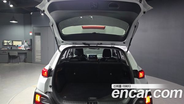 Hyundai Kona 2020, фото 20