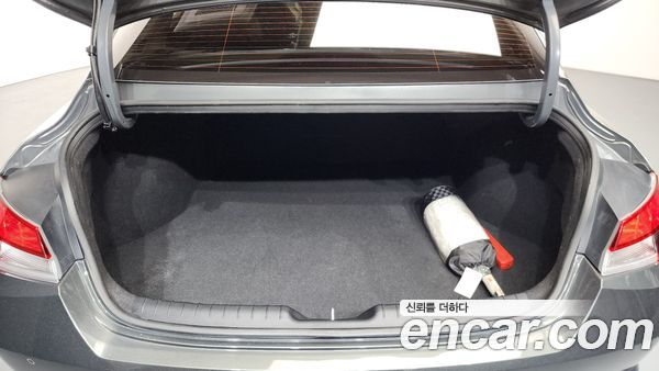 Hyundai Elantra 2021, фото 20
