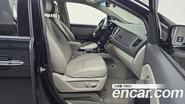 Kia Carnival 2020, фото 11