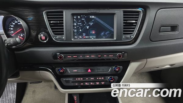 Kia Carnival 2020, фото 14