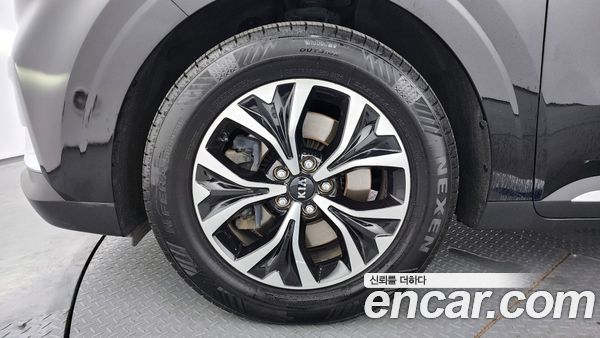 Kia Carnival 2021, фото 5