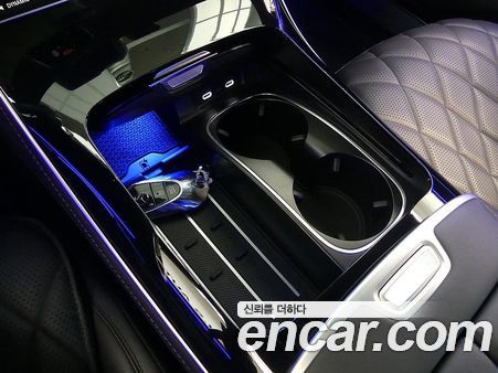 Mercedes-Benz S-Class 2022, фото 17