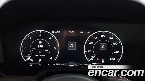 Volkswagen Touareg 2026, фото 8