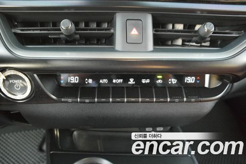 Lexus UX 2025, фото 9