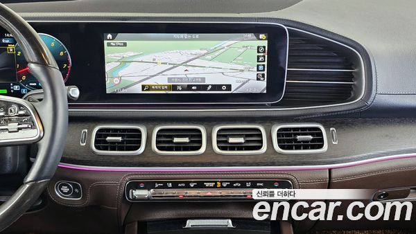 Mercedes-Benz GLS 2023, фото 20