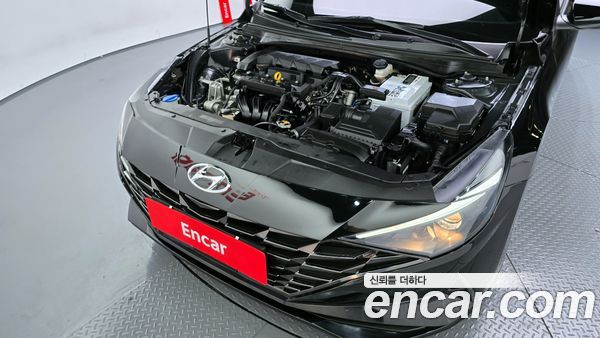 Hyundai Elantra 2021, фото 6