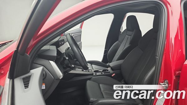 Audi A3 2023, фото 10