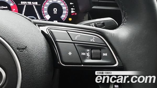 Audi A3 2023, фото 12