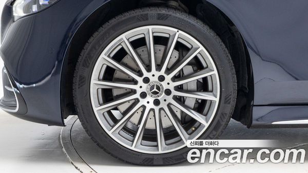 Mercedes-Benz S-Class 2022, фото 5