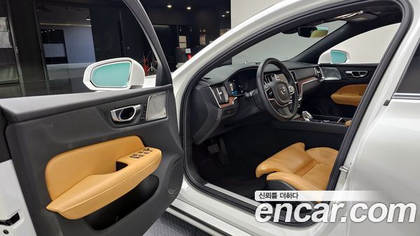 Volvo S60 2024, фото 10