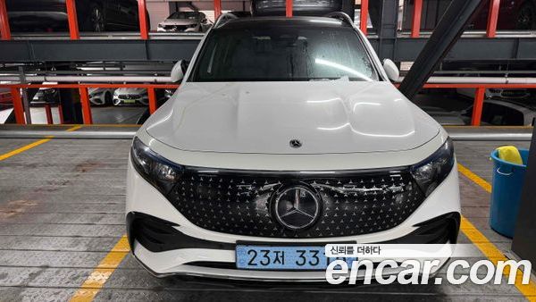 Mercedes-Benz EQB 2026