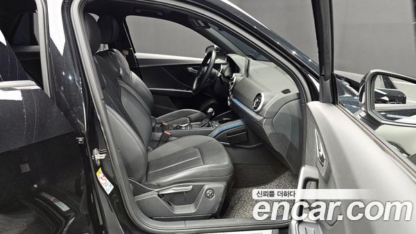 Audi Q2 2023, фото 16