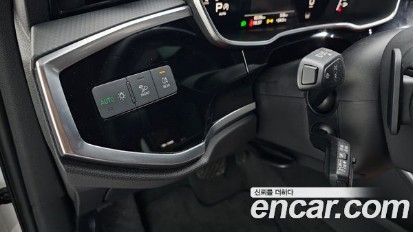 Audi Q3 2025, фото 27