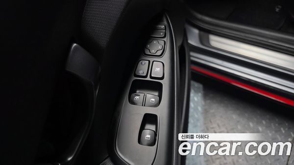Hyundai Veloster 2022, фото 20