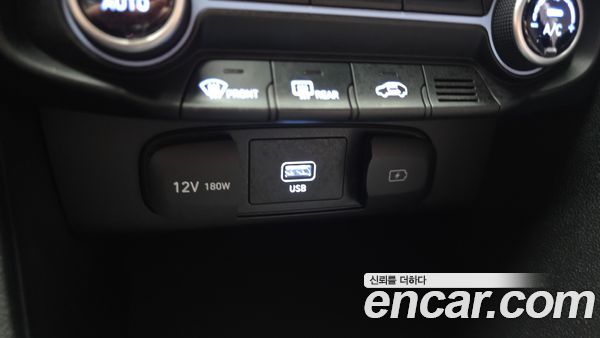 Hyundai Veloster 2022, фото 31