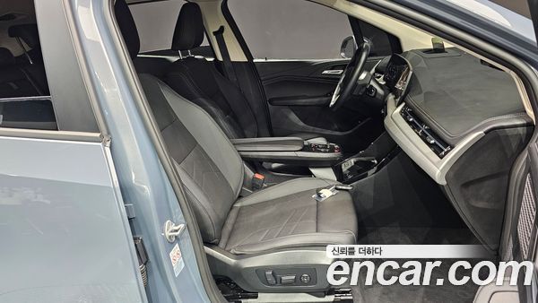 BMW 2 Series 2023, фото 16