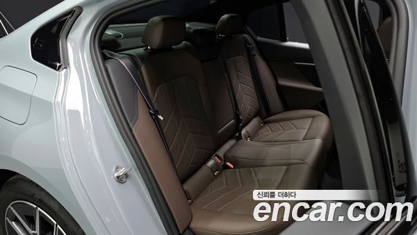 BMW 5 Series 2026, фото 15