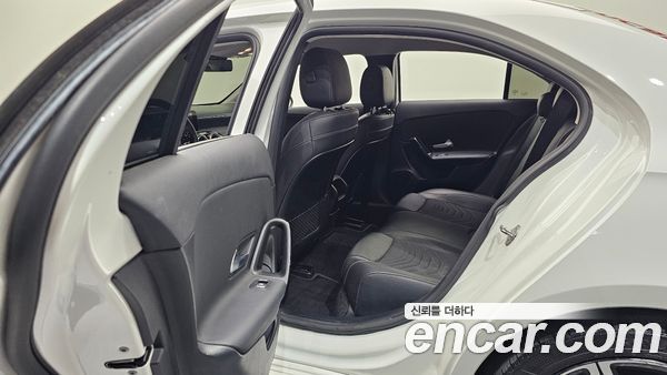Mercedes-Benz A-Class 2020, фото 16